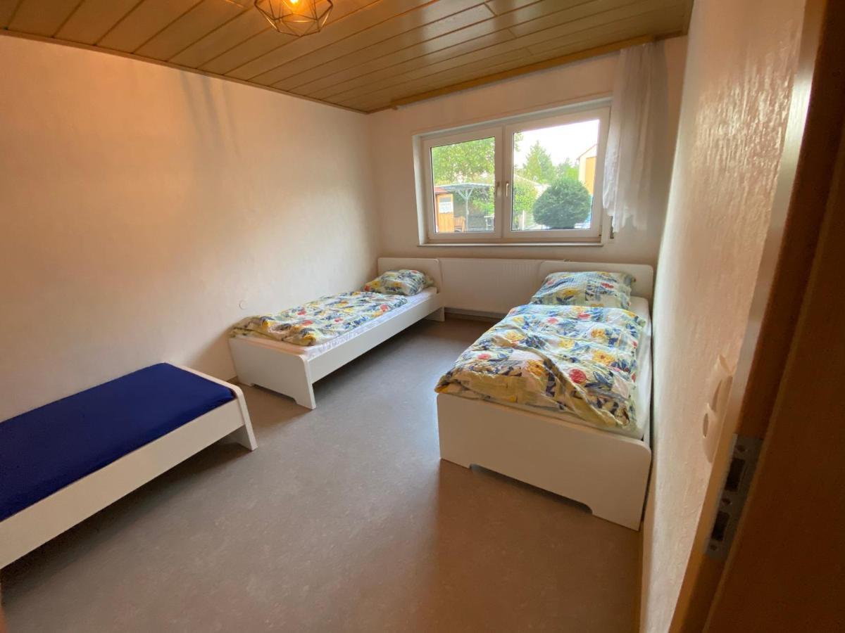 Ferienwohnung Suhad ลุดวิกส์ฮาเฟน อัม ไรน์ ภายนอก รูปภาพ